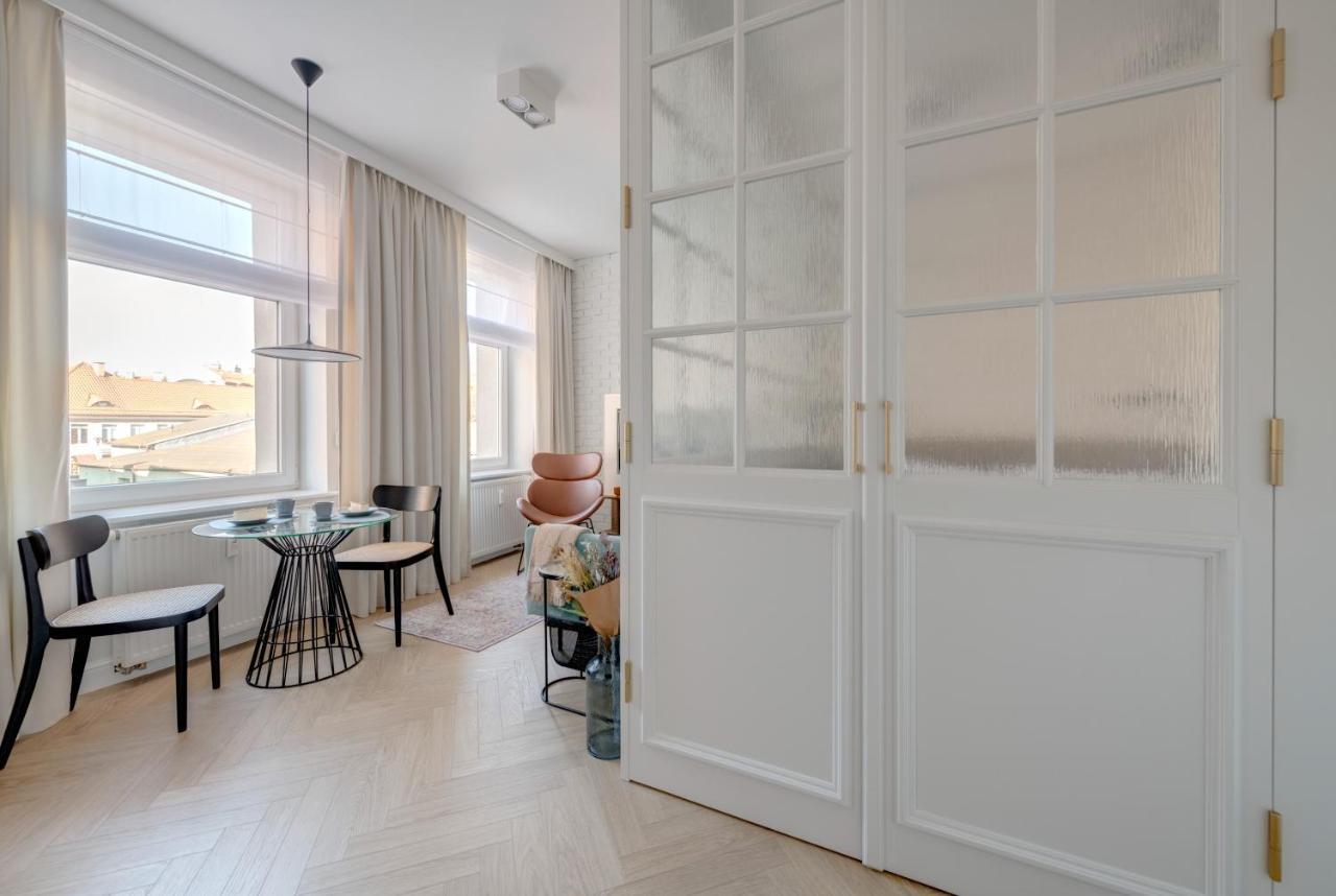 Studio In Main District In Gdansk Wrzeszcz Apartment Bagian luar foto