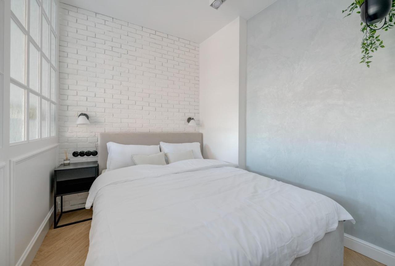 Studio In Main District In Gdansk Wrzeszcz Apartment Bagian luar foto
